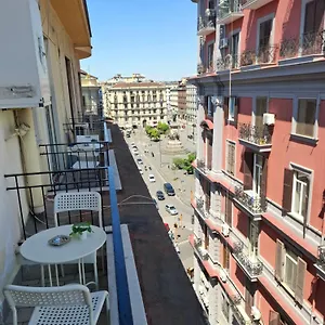 https://bb-bellanapoli.hotels-amalfi.com